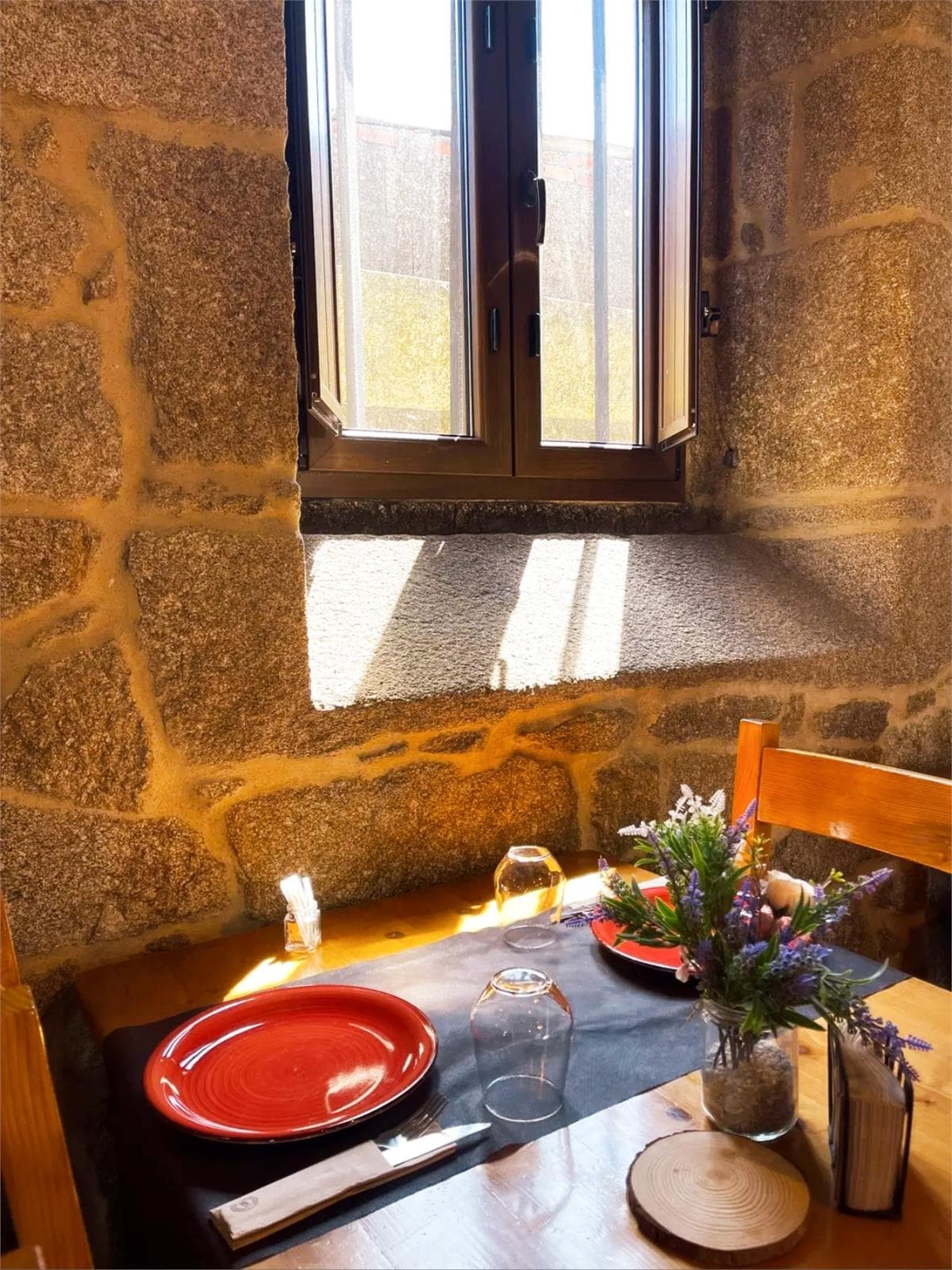 Escapada perfecta en Cambados: descanso, sabores y vistas desde O' Salazón - Imagen 1